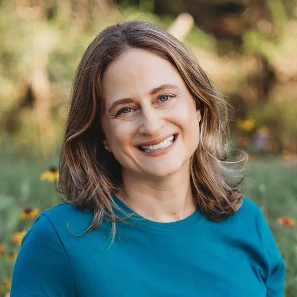 Portrait of Beth Richardson, Grove's founder